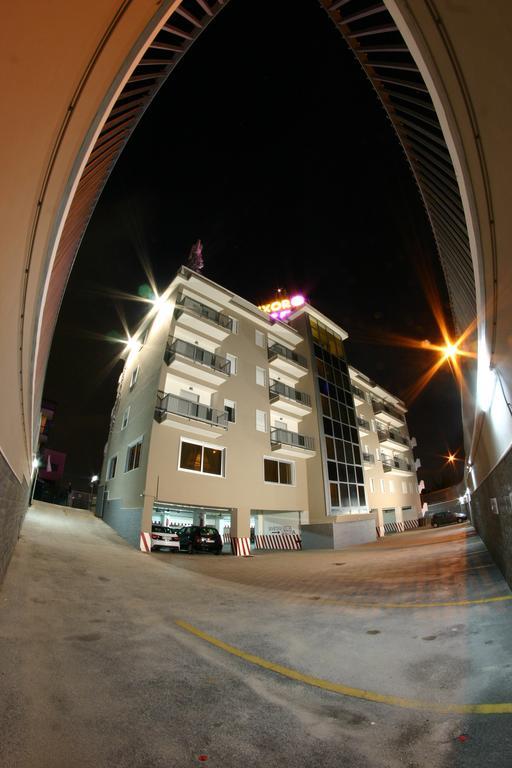 Hotel Luxor Casoria Exterior photo